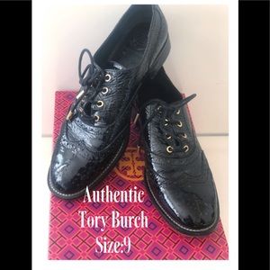 Authentic-TB Lace Up Shoe